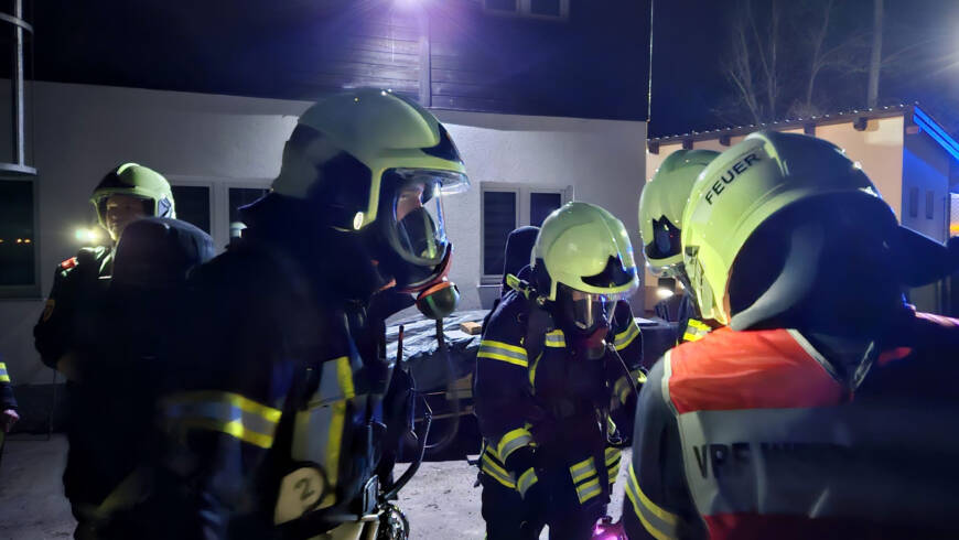 Branddienstübung im Pfadfinderheim￼