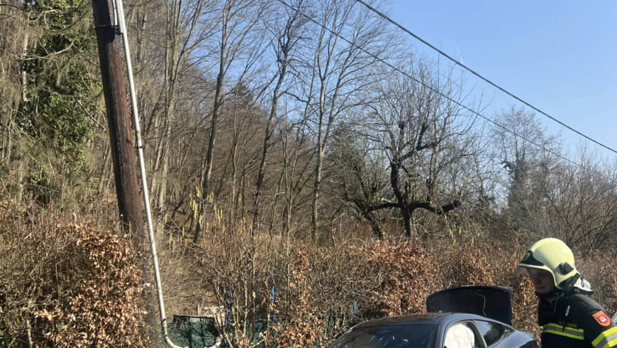 Kollision mit Telegrafenmasten